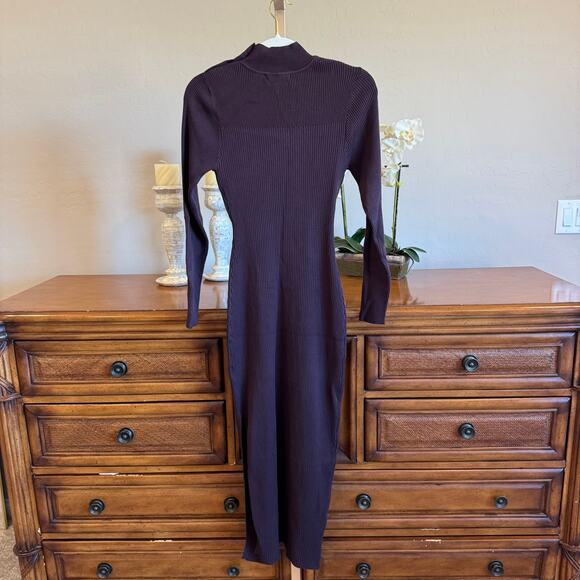 Heartloom Naima Dress in Coco – Size M – Chic Ribbed Knit Sweater Dress - Picture 5 of 9